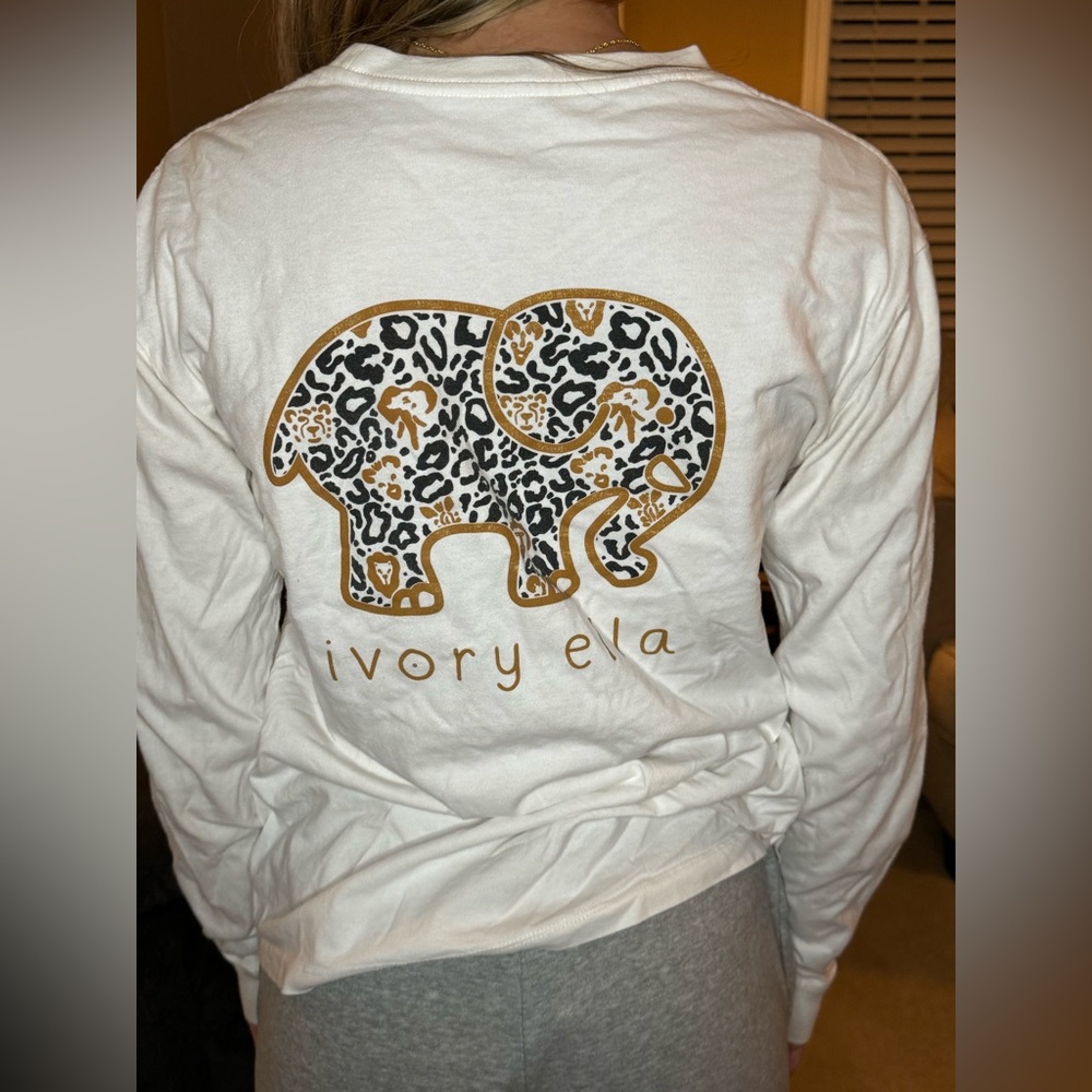 Long sleeve ivory Ella shirt size small